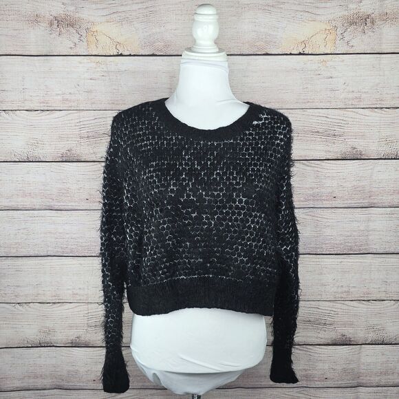 ModCloth Nipping at Your Nose Cropped Sweater Black Small Metallic Eyelash Knit - Picture 1 of 7